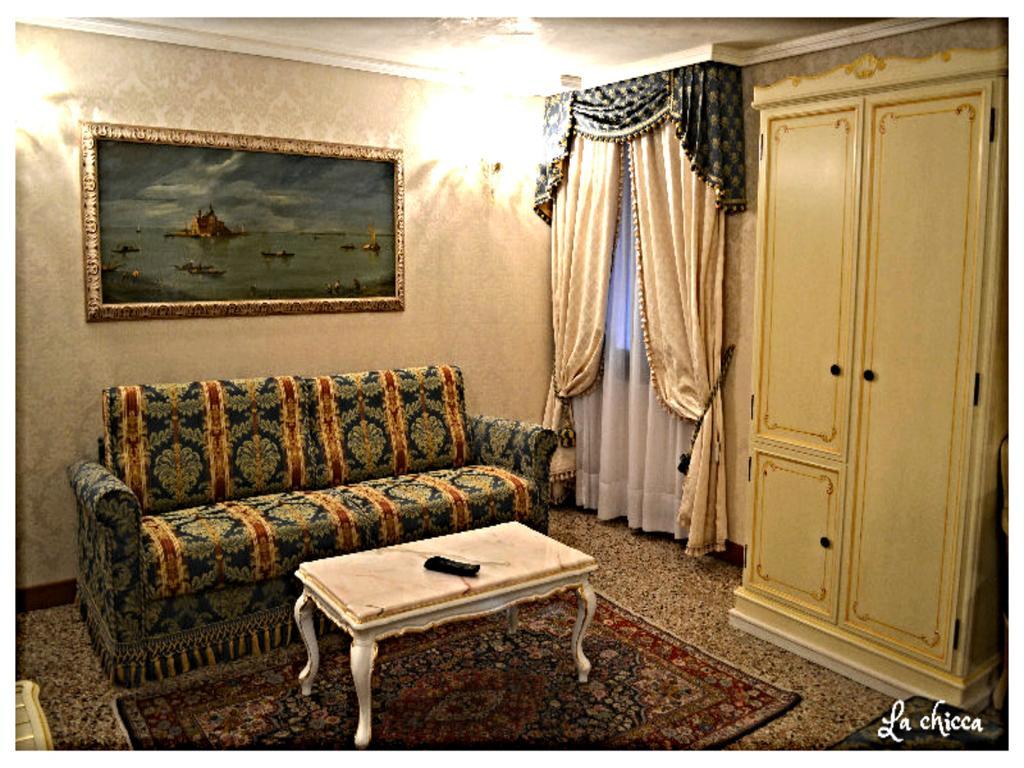 Guest House La Chicca Венеция Экстерьер фото